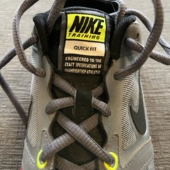 Nike sneakers pink and grey size 7.5 - Picture 5 of 6